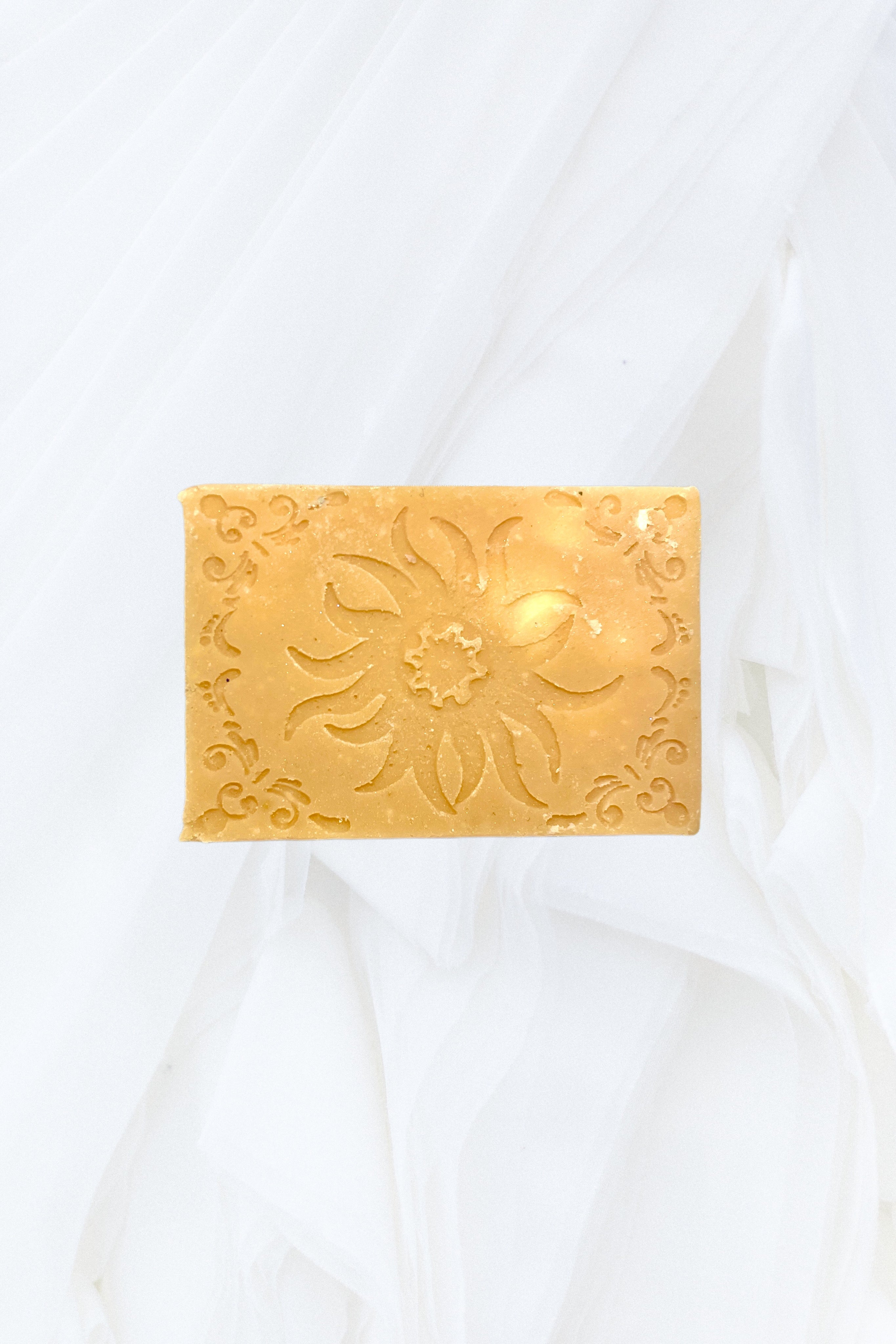 White Tea Handmade Natural Bar Soap Hydrating Coconut & Olive Oil Soap
