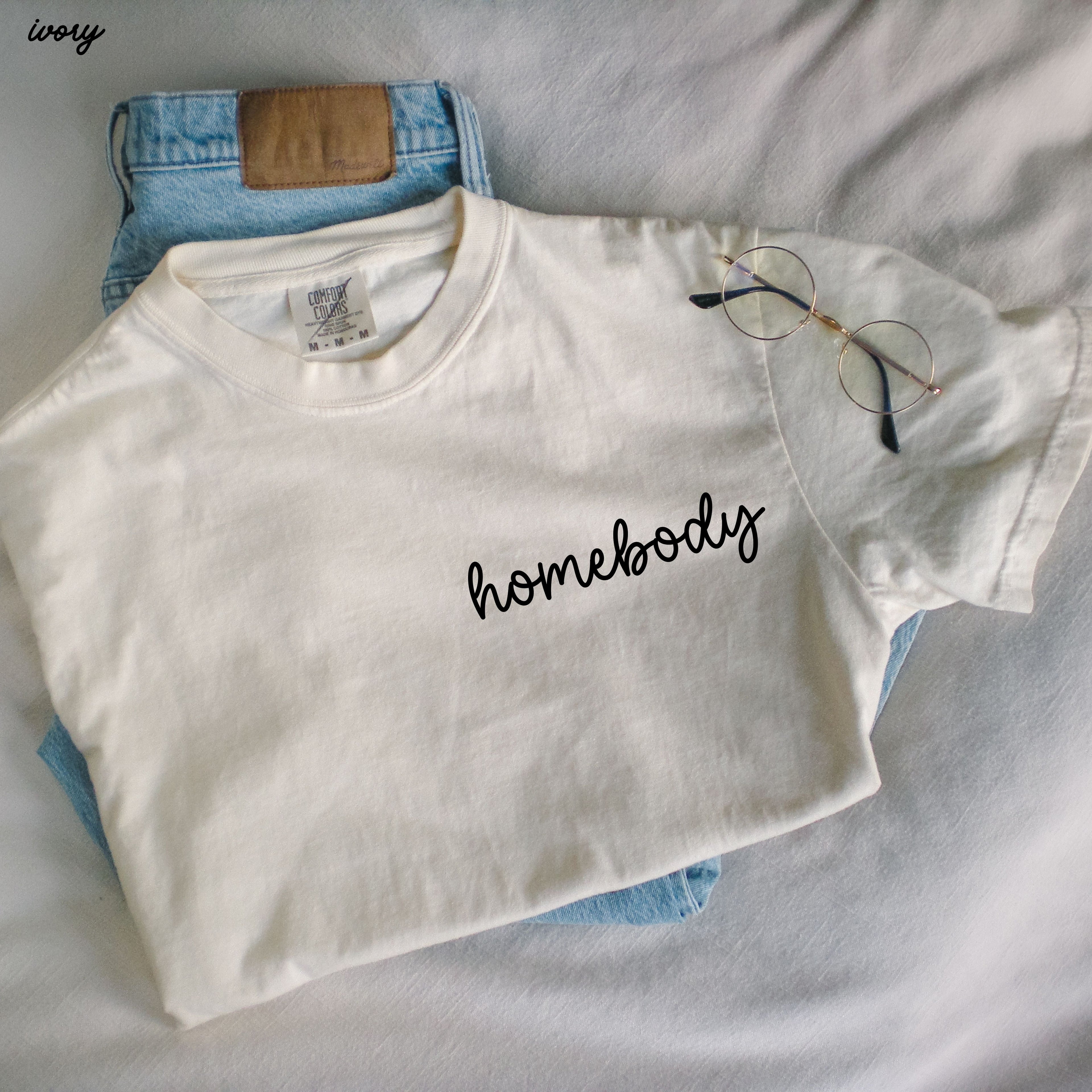 Homebody Cursive Tee *10 Colors (S-3X)